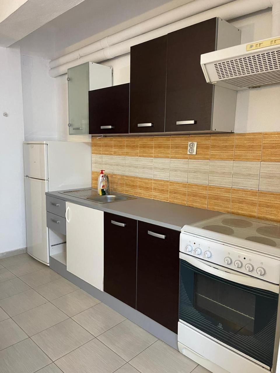 Peaceful Apartments In Elani 외부 사진